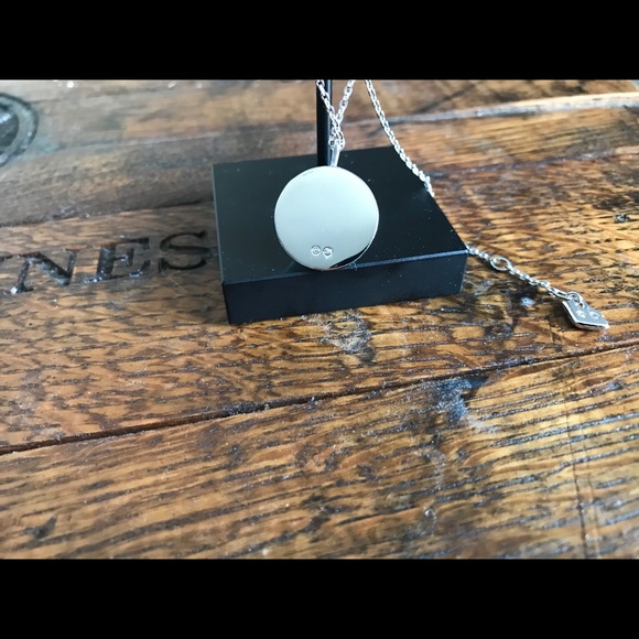 Swarovski Crystal Necklace - Picture 3 of 4